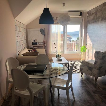 Gala Apartment Tivat Buitenkant foto
